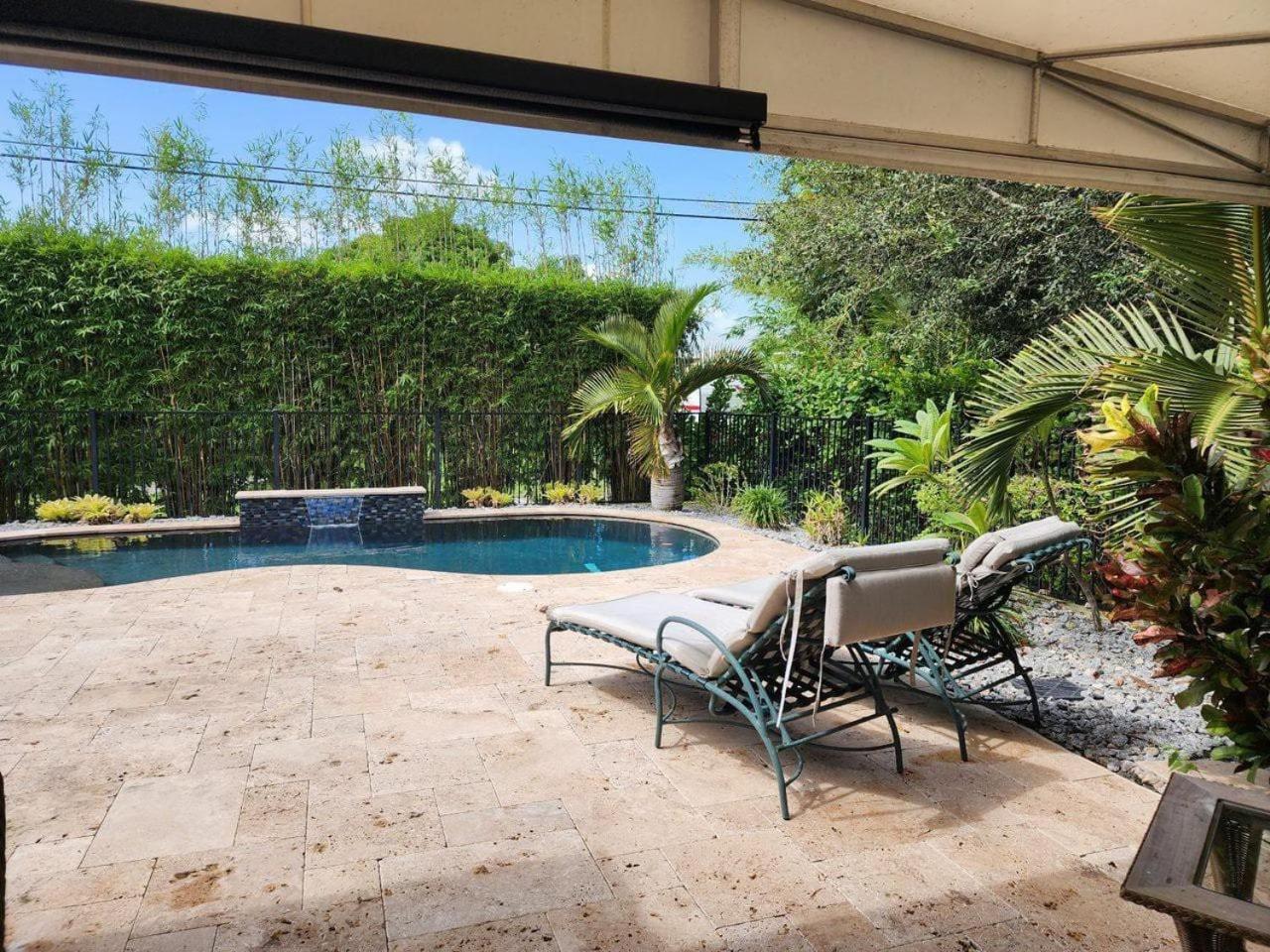 Blue Heaven In The Heart Of Stuart Heat Salt Pool Villa Exterior photo