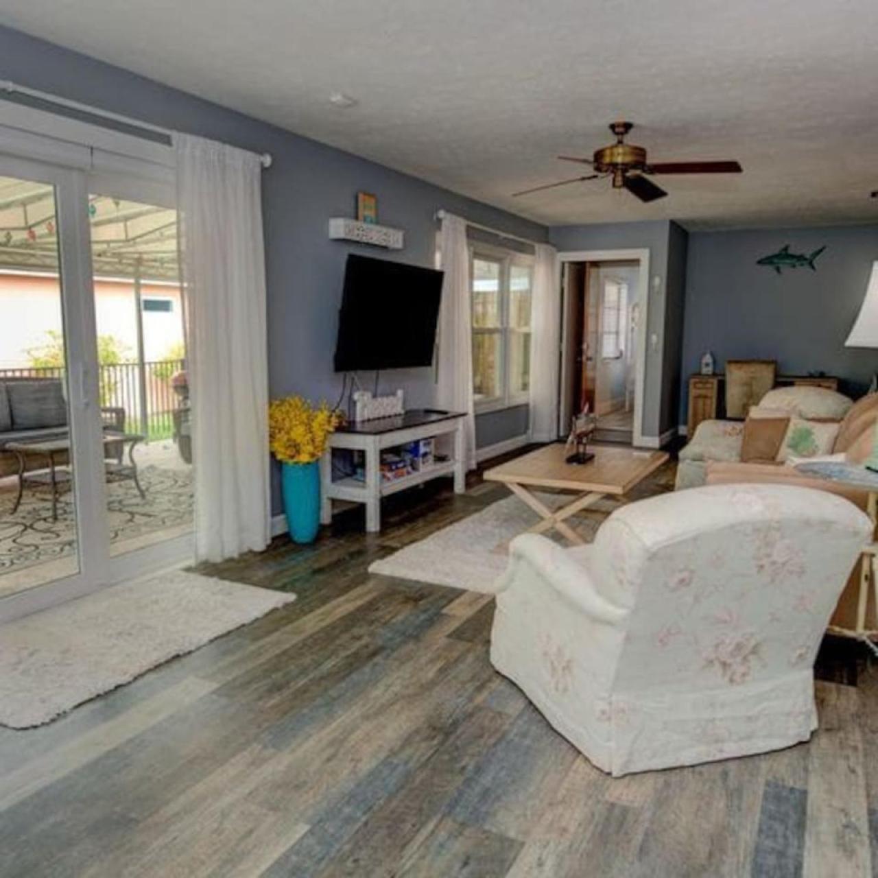 Blue Heaven In The Heart Of Stuart Heat Salt Pool Villa Exterior photo