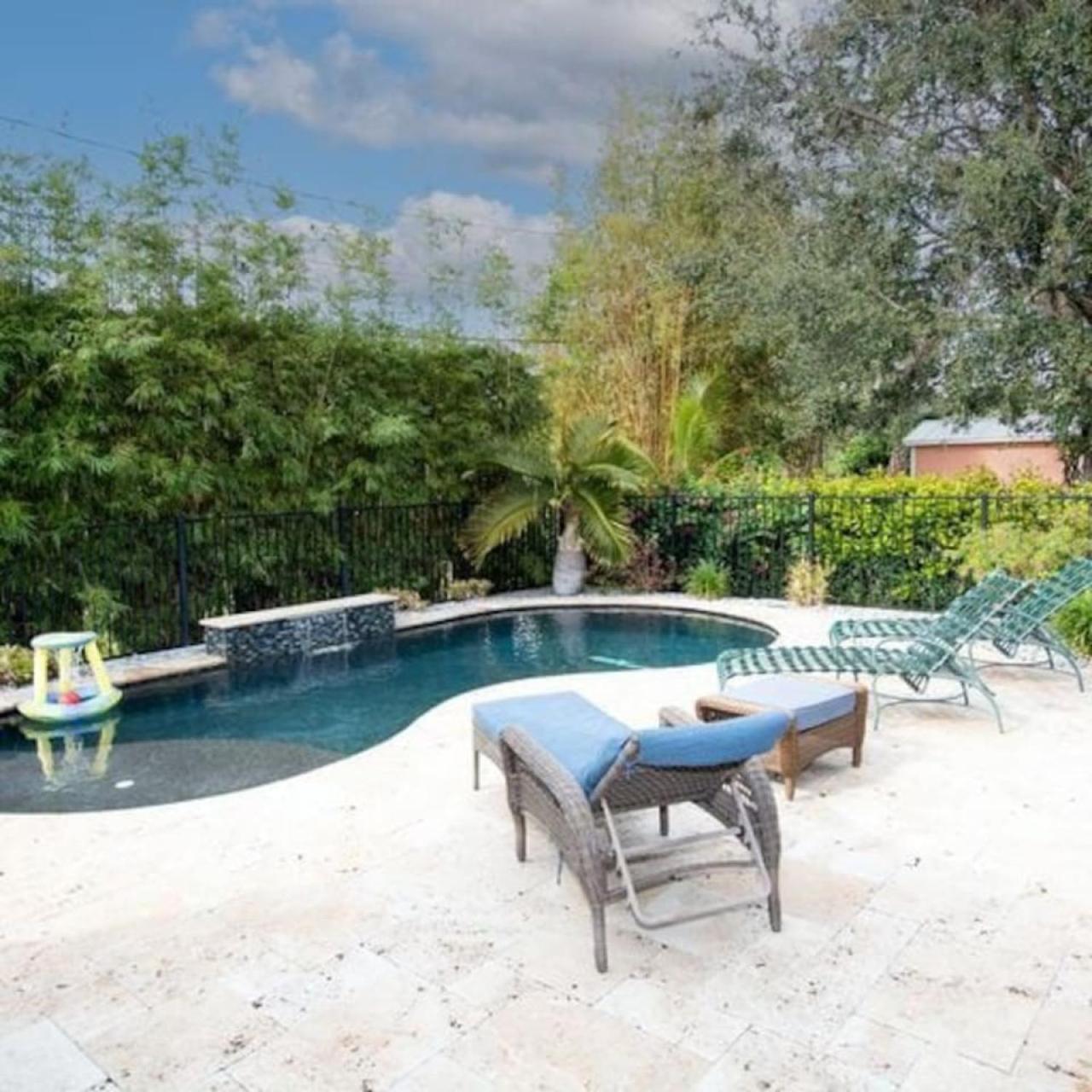 Blue Heaven In The Heart Of Stuart Heat Salt Pool Villa Exterior photo